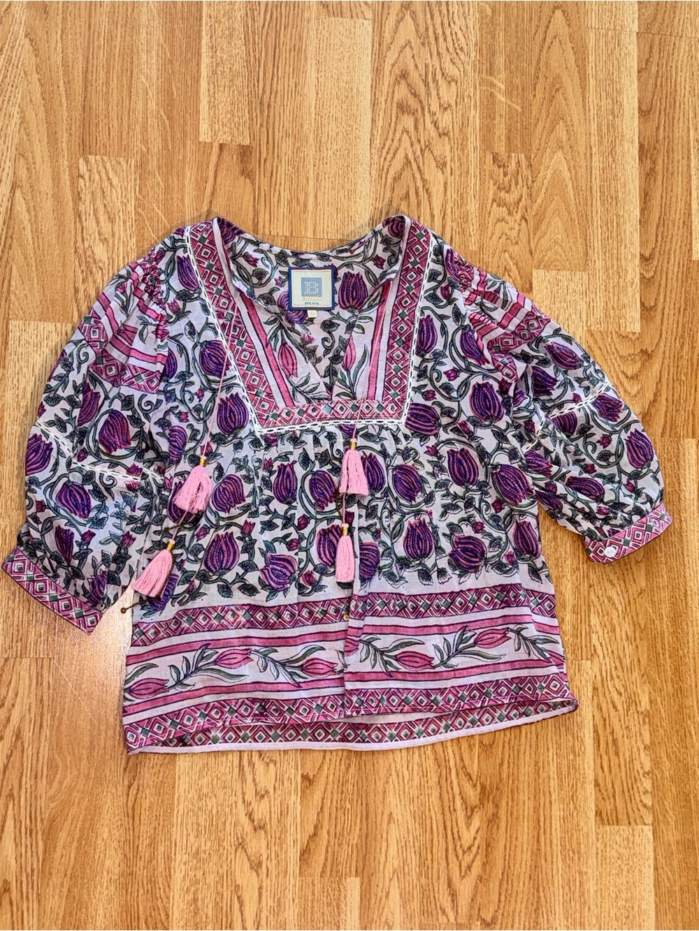 EUC Bell by Alicia Bell Printed V-Neck Peasant Blouse in Pink & Purple - Women